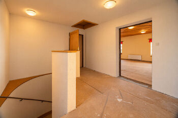 Prodej domu 300 m², Skalsko