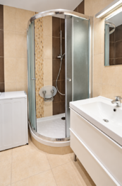 Prodej bytu 3+1 v osobním vlastnictví 65 m², Praha 8 - Troja