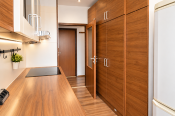 Prodej bytu 3+1 v osobním vlastnictví 65 m², Praha 8 - Troja