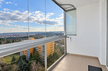 Prodej bytu 3+1 v osobním vlastnictví 65 m², Praha 8 - Troja