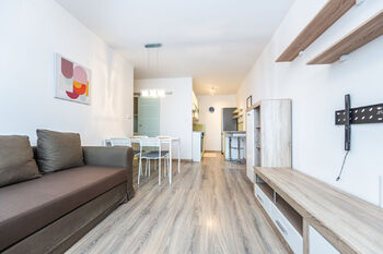 Pronájem bytu 2+kk v osobním vlastnictví 44 m², Praha 10 - Horní Měcholupy