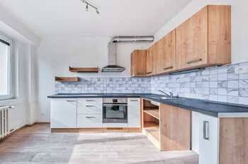 Pronájem bytu 3+1 v osobním vlastnictví 77 m², Praha 4 - Michle