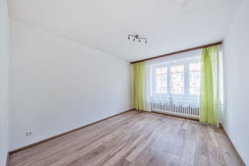 Pronájem bytu 3+1 v osobním vlastnictví 77 m², Praha 4 - Michle