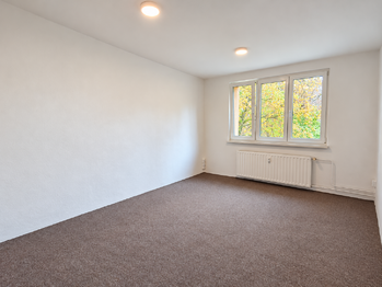 Ložnice - Pronájem bytu 2+1 v družstevním vlastnictví 50 m², Orlová