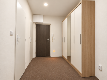 Vizualizace - chodba - Pronájem bytu 2+1 v družstevním vlastnictví 50 m², Orlová