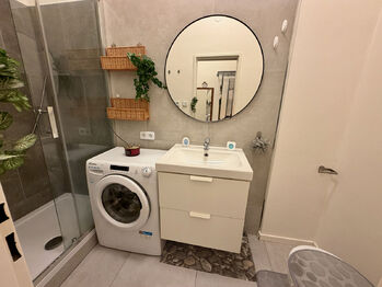 Prodej bytu 1+kk v osobním vlastnictví 41 m², Králův Dvůr