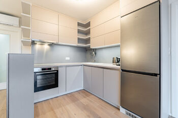 Pronájem bytu 2+kk v osobním vlastnictví 65 m², Praha 6 - Břevnov