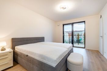 Pronájem bytu 2+kk v osobním vlastnictví 65 m², Praha 6 - Břevnov