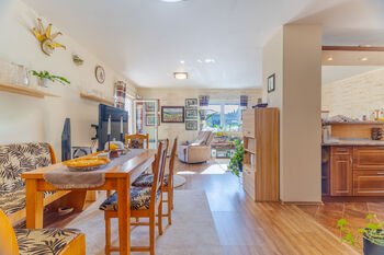 Jídelní kout - Prodej domu 103 m², Vrchotovy Janovice