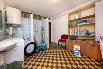 Prodej domu 168 m², Praha 6 - Suchdol