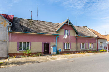 Prodej domu 141 m², Křesín