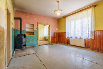 Prodej domu 141 m², Křesín