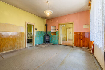 Prodej domu 141 m², Křesín
