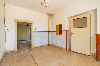 Prodej domu 141 m², Křesín