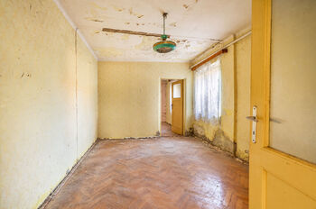 Prodej domu 141 m², Křesín
