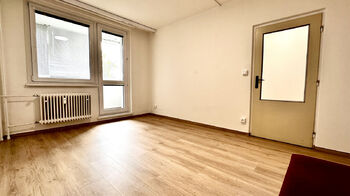Pokoj - Pronájem bytu 1+1 v osobním vlastnictví 31 m², Tišnov