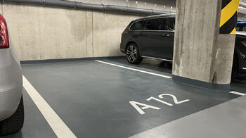 Pronájem garážového stání 1544 m², Praha 3 - Žižkov