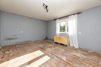 Pokoj - Prodej domu 67 m², Záluží