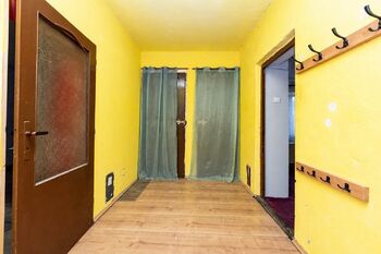Chodba - Prodej domu 67 m², Záluží