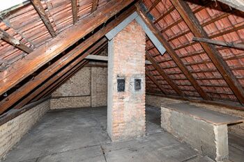 Půda - Prodej domu 67 m², Záluží