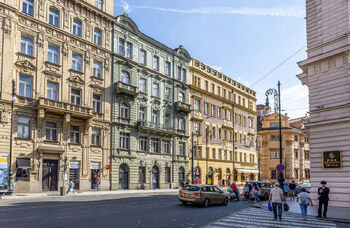 Pohled na dům - Prodej bytu 2+kk v osobním vlastnictví 71 m², Praha 1 - Staré Město