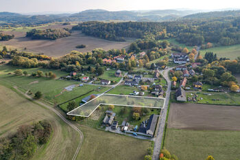 Prodej pozemku 3235 m², Netvořice