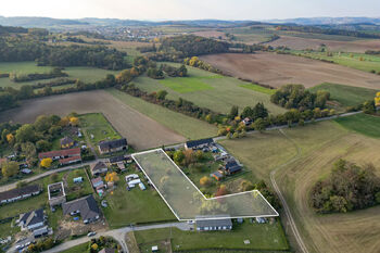 Prodej pozemku 3235 m², Netvořice