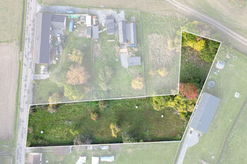 Prodej pozemku 3235 m², Netvořice