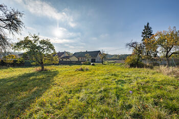 Prodej pozemku 3235 m², Netvořice