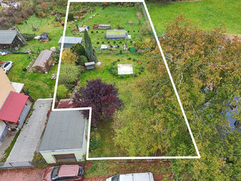 Prodej pozemku 1100 m², Podhradí
