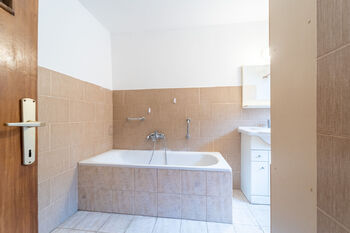 Prodej domu 52 m², Křenice
