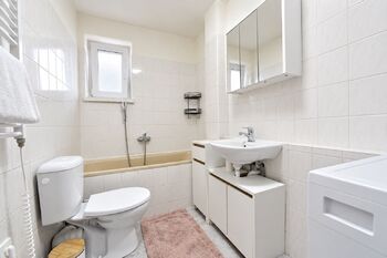 Prodej bytu 3+1 v osobním vlastnictví 57 m², Milovice