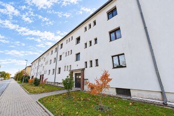 Prodej bytu 3+1 v osobním vlastnictví 57 m², Milovice