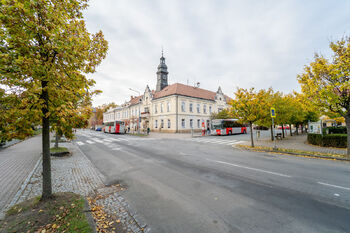Centrum Městce Králové (radnice) - Prodej domu 94 m², Městec Králové