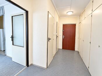 Pronájem bytu 2+kk v družstevním vlastnictví 40 m², Kladno