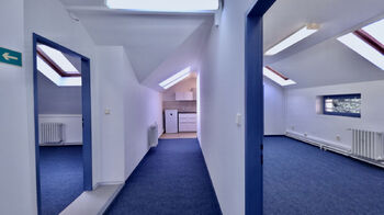 Pronájem kancelářských prostor 114 m², Praha 8 - Karlín