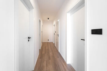 Chodba - Pronájem domu 94 m², Křenek
