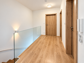 Pronájem domu 148 m², Praha 4 - Újezd u Průhonic