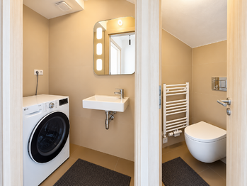 Pronájem domu 148 m², Praha 4 - Újezd u Průhonic