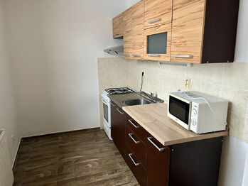 Kuchyň - Pronájem bytu 2+kk v osobním vlastnictví 54 m², Jihlava 