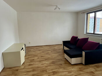 Pokoj 1 - Pronájem bytu 2+kk v osobním vlastnictví 54 m², Jihlava