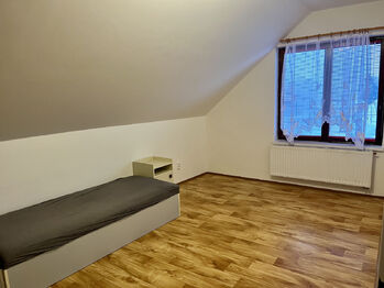 Pokoj 2 - Pronájem bytu 2+kk v osobním vlastnictví 54 m², Jihlava