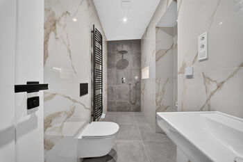 Prodej bytu 1+kk v osobním vlastnictví 33 m², Praha 4 - Podolí