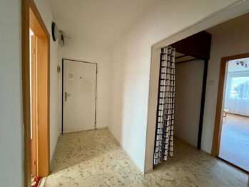 Prodej bytu 3+1 v osobním vlastnictví 69 m², Praha 9 - Prosek