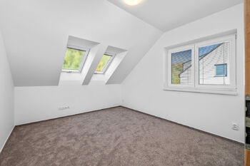 pokoj 1 - Prodej bytu 5+kk v osobním vlastnictví 107 m², Homole