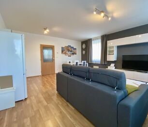 Pronájem bytu 2+kk v osobním vlastnictví 49 m², Jesenice