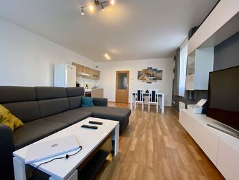 Pronájem bytu 2+kk v osobním vlastnictví 49 m², Jesenice