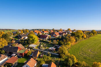Prodej pozemku 906 m², Říčany