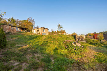 Prodej pozemku 906 m², Říčany