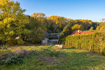 Prodej pozemku 906 m², Říčany